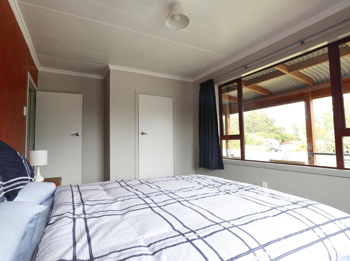 Mokonui Cottage - Te Anau Holiday Home Bagian luar foto