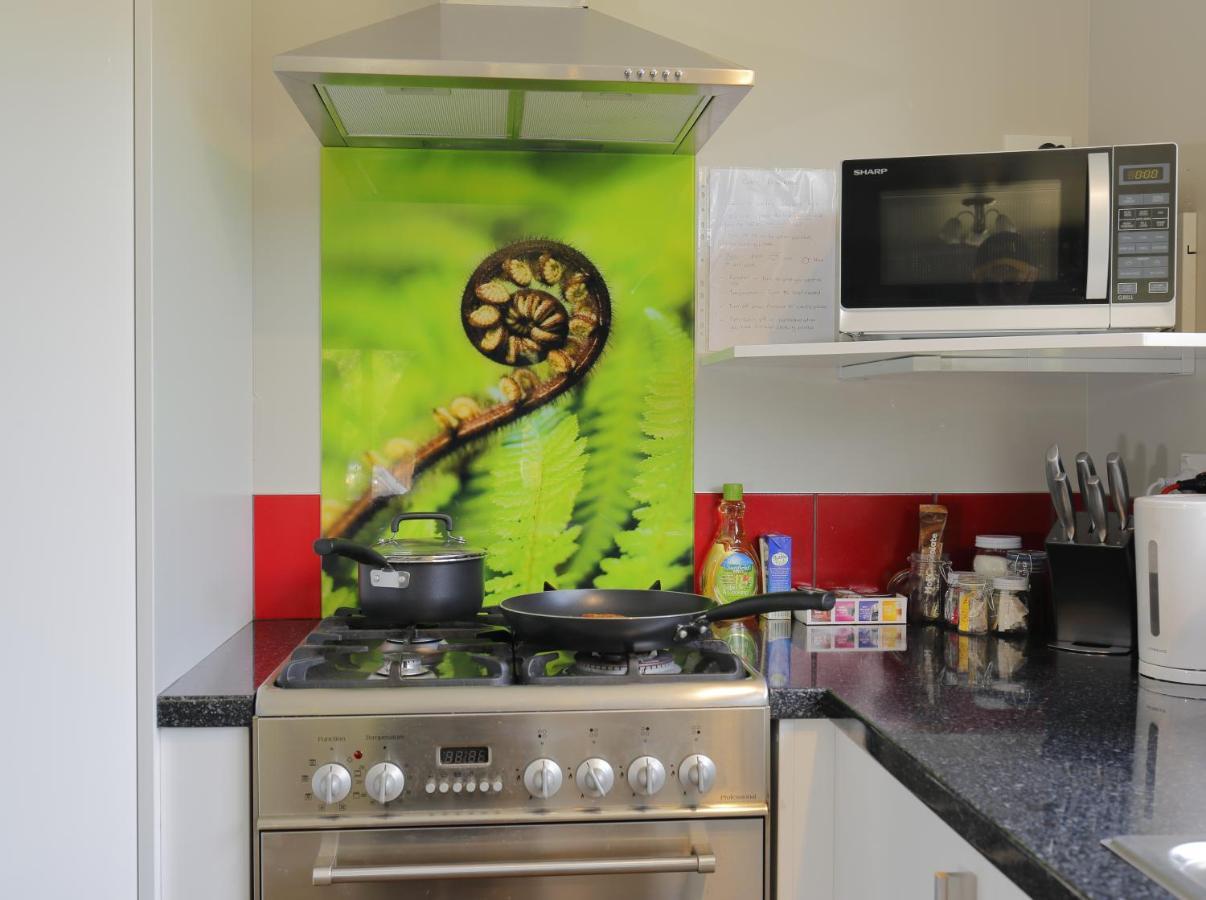 Mokonui Cottage - Te Anau Holiday Home Bagian luar foto