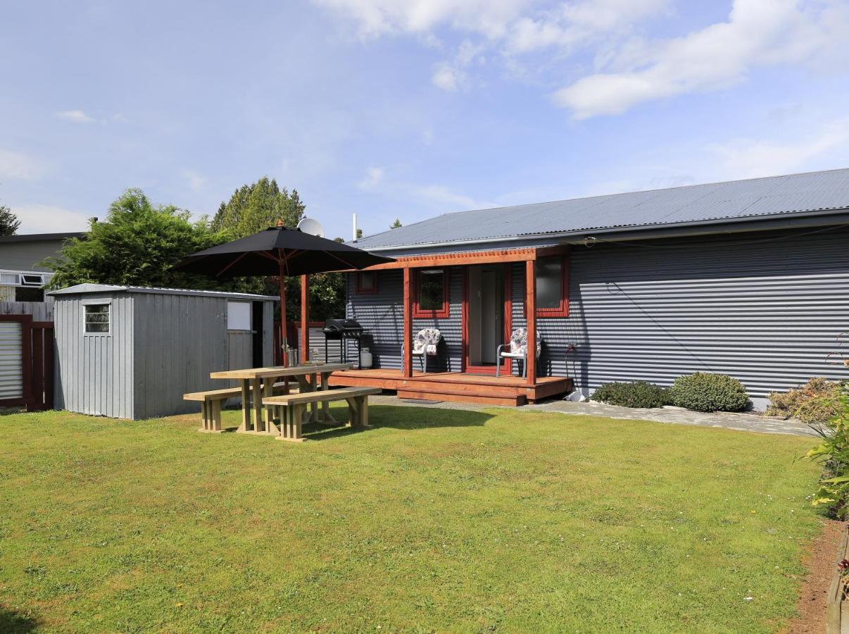 Mokonui Cottage - Te Anau Holiday Home Bagian luar foto